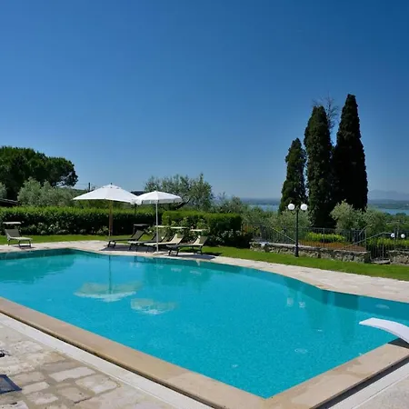 Fonte Sant'angelo Sleeps 10 Pool Air Con Wifi