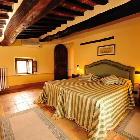 Fonte Sant'angelo Sleeps 10 Pool Air Con Wifi *